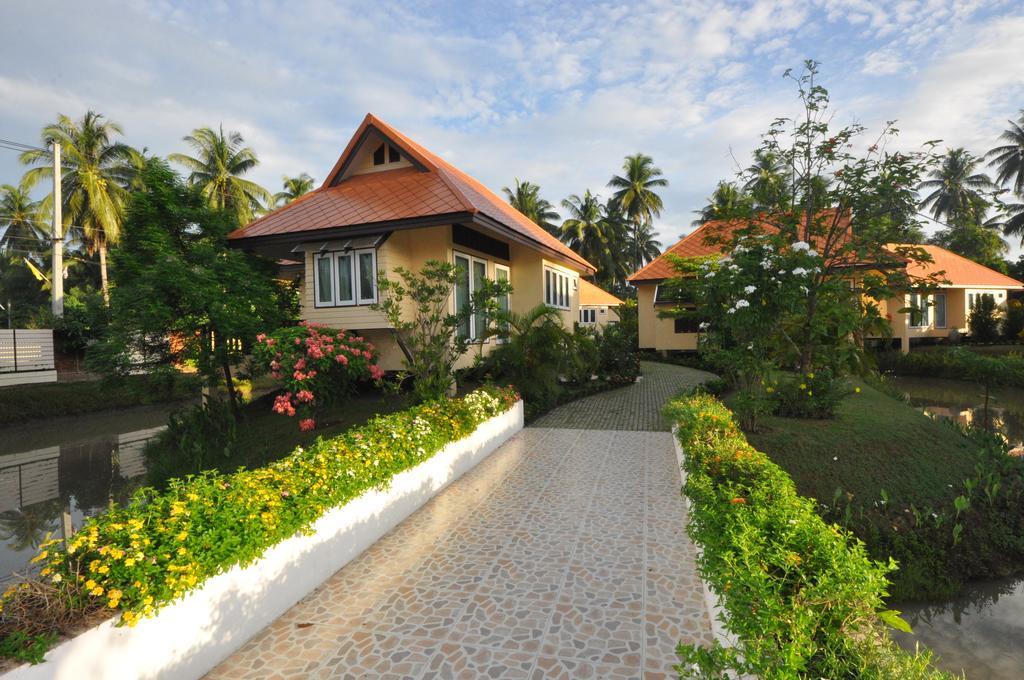 Maeklong Marina Resort Ratchaburi エクステリア 写真